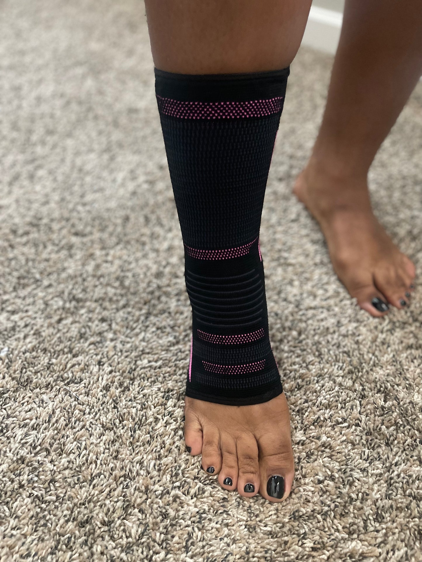 Come Get Compressed Unisex Ankle Socks